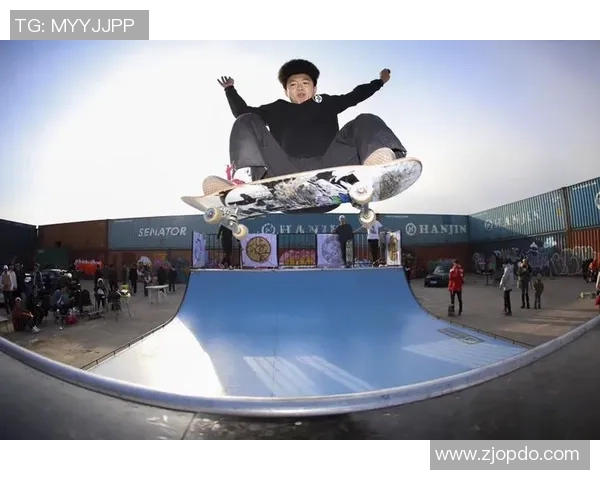 重庆滑板队引领潮流最新滑板节奏TOP10精彩呈现